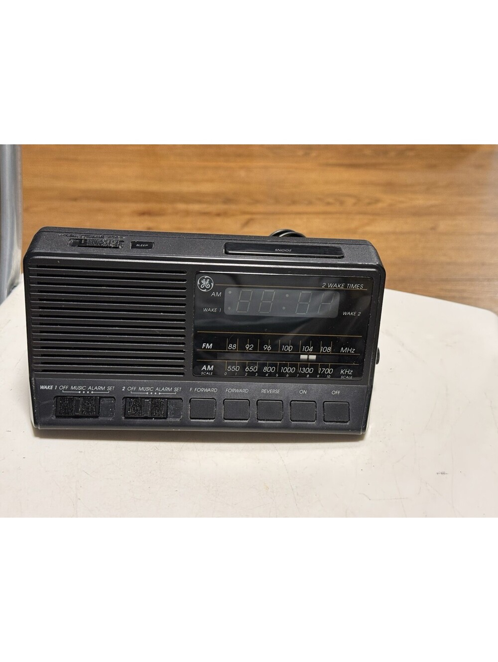 Vintage GE 7-4648B Analog Digital Clock Radio Black AM FM Tested